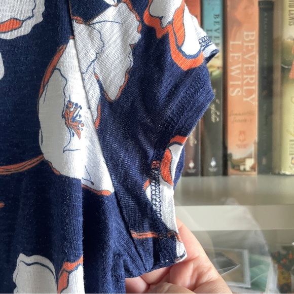 Liz Claiborne Navy Floral Blouse Bundle size L - Picture 6 of 16